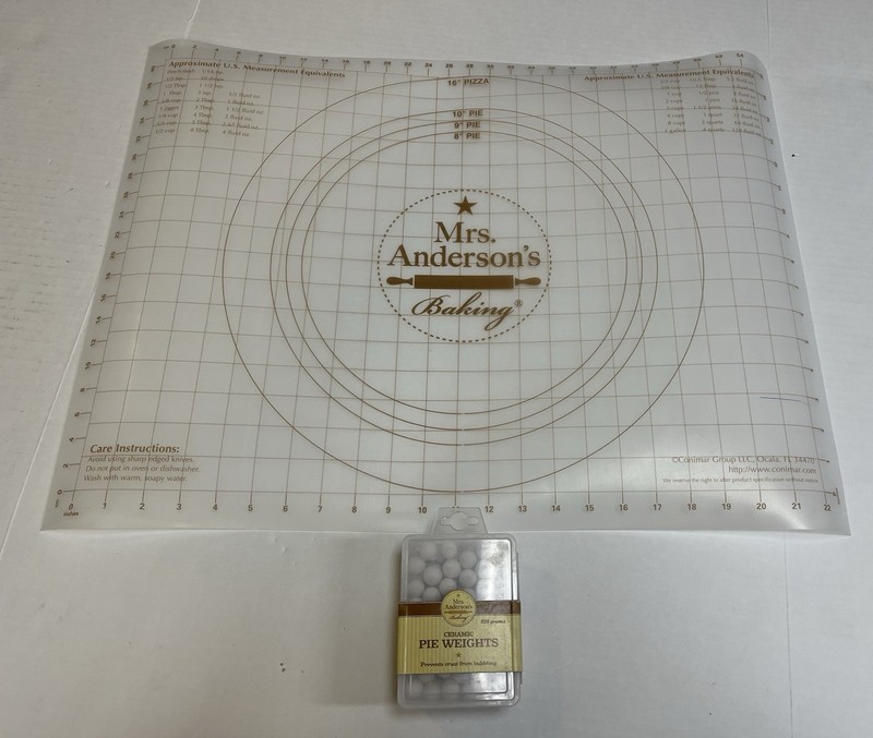 Mrs. Anderson’s Baking Set Pie Weights & 16″x24″ Pastry Rolling Mat Homestead