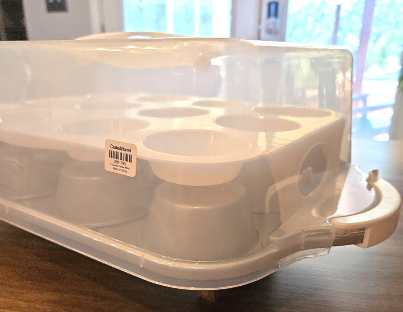 Crate & Barrel 2 Tier Cupcake Holder Carrier Baking Pan Holds 24 Cupcakes New