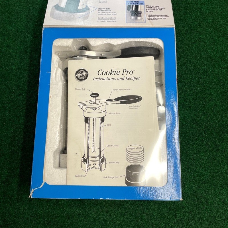 Wilton Cookie Pro 2104-4002 Stainless Steel and Aluminum Manual Press 10 Shapes gallery