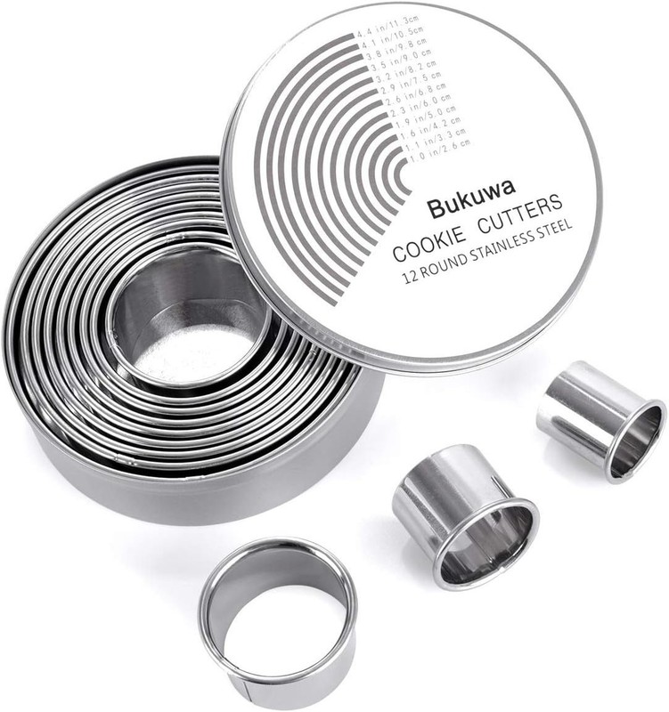 Elegant 12-Piece Round Stainless Steel Cookie Cutter Set - Dishwasher Safe gallery