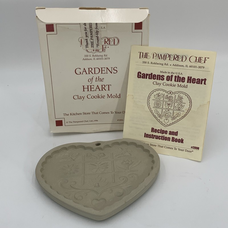 The Pampered Chef 1996 Gardens Of The Heart Clay Cookie Mold #2896 Free Shipping