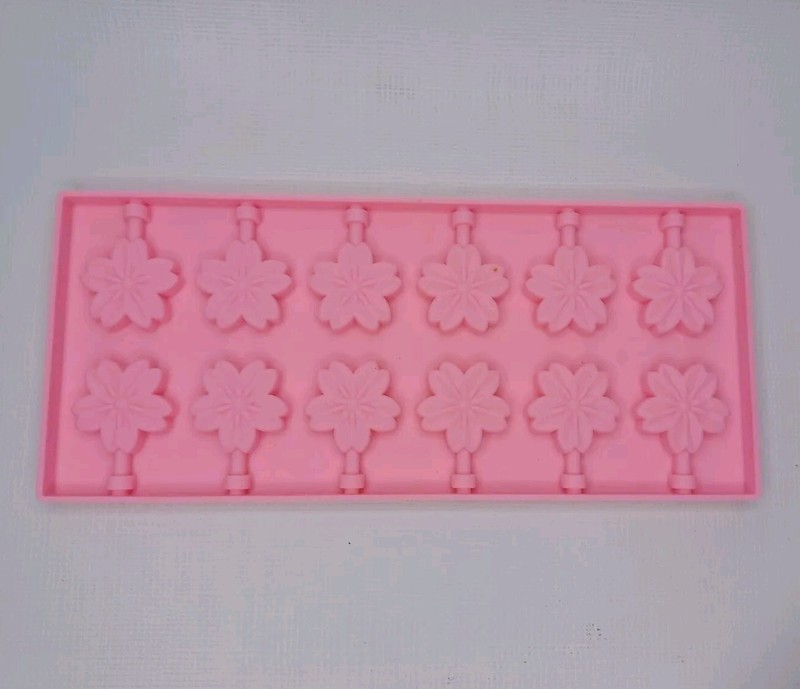 8 ml Hibiscus Leaf Design Pink Silicone Mold For Chocolate Or Lollipops gallery