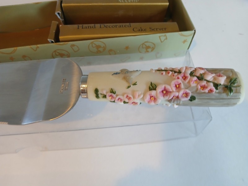VTG Cake Server W Stainless Blade 9 5/8 cape may Pfaltzgraff In box 1998 gallery
