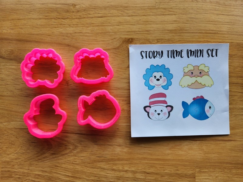 Cat in Hat theme Mini cookie cutters set of 4 -fondant dough jello cutter
