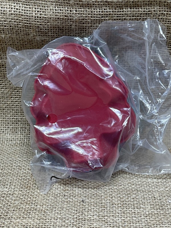 Christmas Tree Shaped Silicone Cupcake Holders – Set of 12: 6 Green & 6 Red NEW!