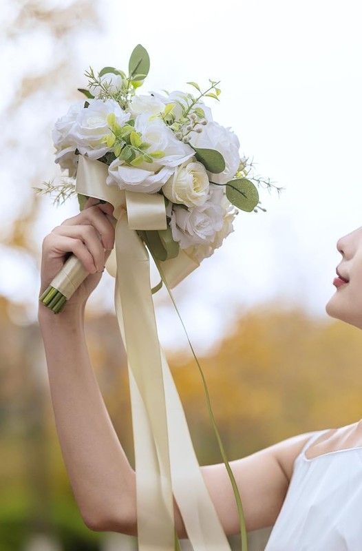 Feiluoyi Wedding Bridal Bouquet Bridesmaid Bouquet Artificial Wedding Bouquet gallery