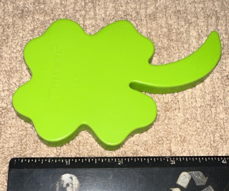 Tupperware Shamrock Clover Cookie Cutter Lime Green Plastic #1316 St Patricks gallery