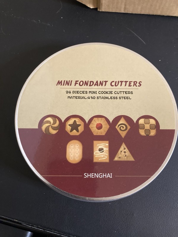 Shanghai 24 Pc Mini Geometric Cutter Set Stainless Steel Baking Crafts In Tin gallery