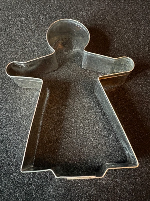 LOT OF 6 LARGE ALUMINUM CHRISTMAS COOKIE CUTTERS HEAVY, STRONG 1 INCH THICK gallery