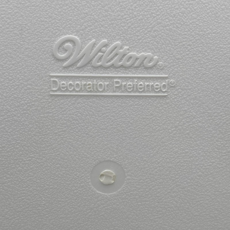 Wilton 14" Square Separator Plate Decorator Preferred 302-1805 gallery