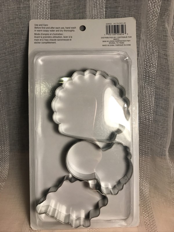 Celebrate It Thanksgiving Cookie Cutters Turkey Autumn Leaf Metal 3pc NEW Baking gallery