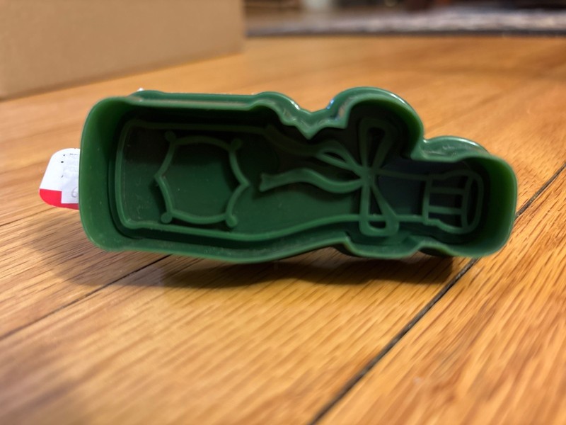 Makery Champagne Cookie Stamper Cutter