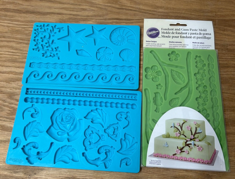 Lot of 3 Wilton Fondant Gum Paste Mold Floral Leaf Bird Ocean Seashell Starfish