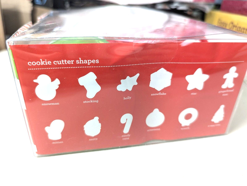 Christmas Cookie Cutters- Bradshaw Lot of 12 With Comfort Grip Handle New In Box gallery