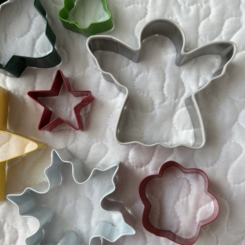 8 Christmas Cookie Cutter Metal Set Tree Star Snowflake Angel Circle Flower gallery