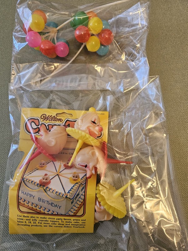 Vintage Wilton 1970s Clown Cake Toppers And Balloon Picks Kids Birthday Party