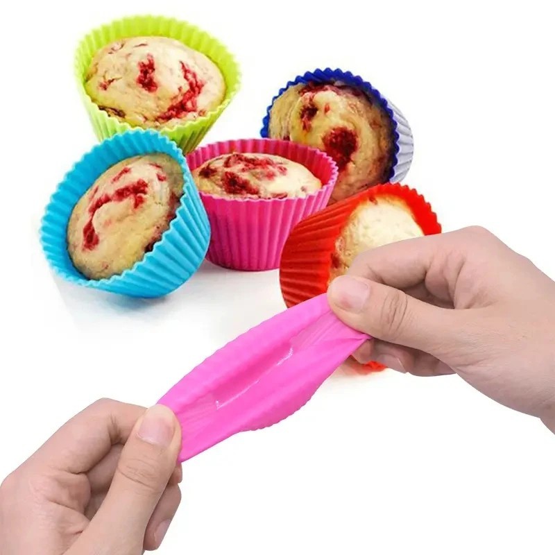 Reusable Round Silicone Cake Mold for Muffins and Cupcakes- NEW gallery