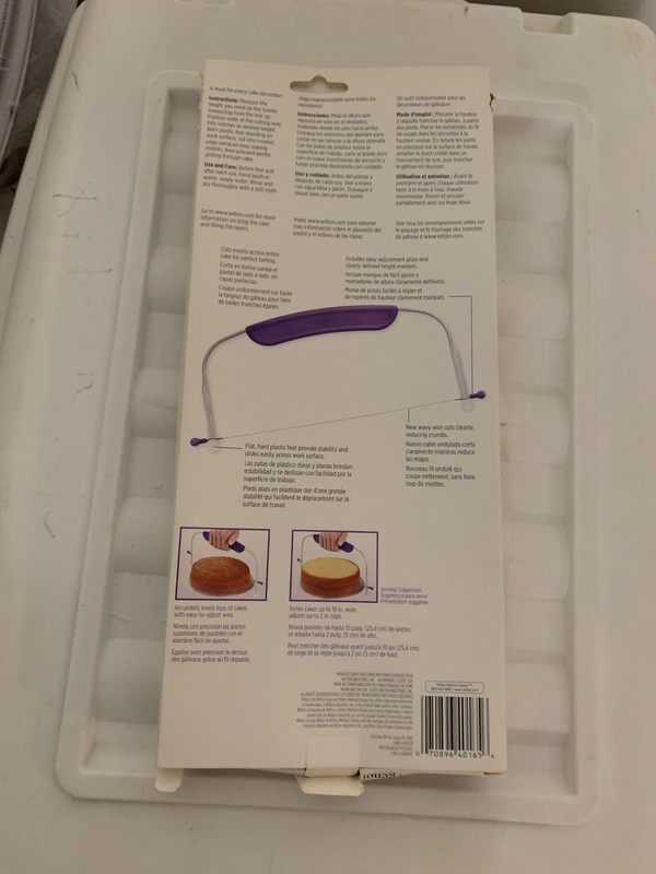 Wilton Cake Leveler EUC D11 gallery
