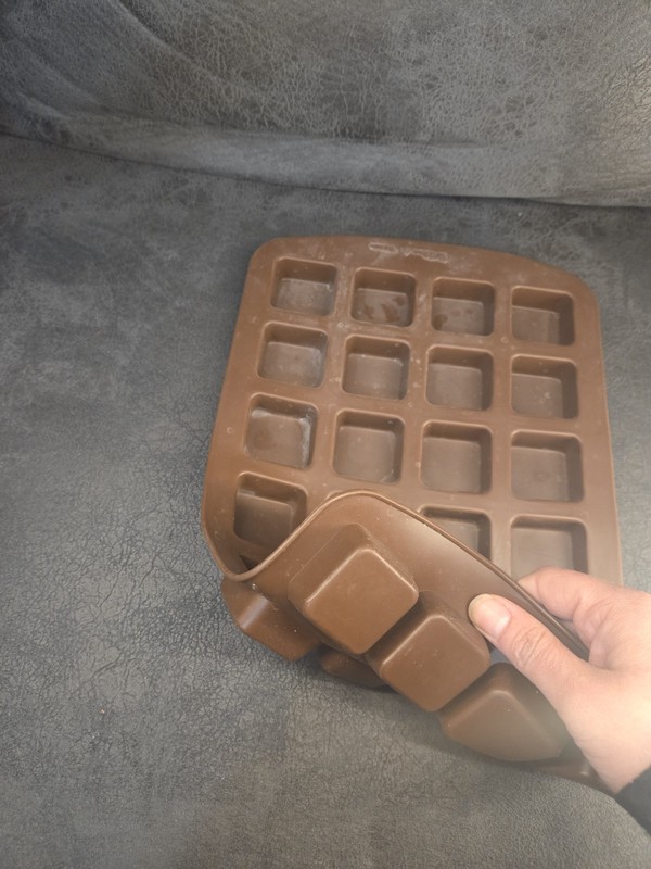 Wilton Brown Silicone Square Mold & Metal Non-Stick Quilted Rectangle Candy Pan gallery