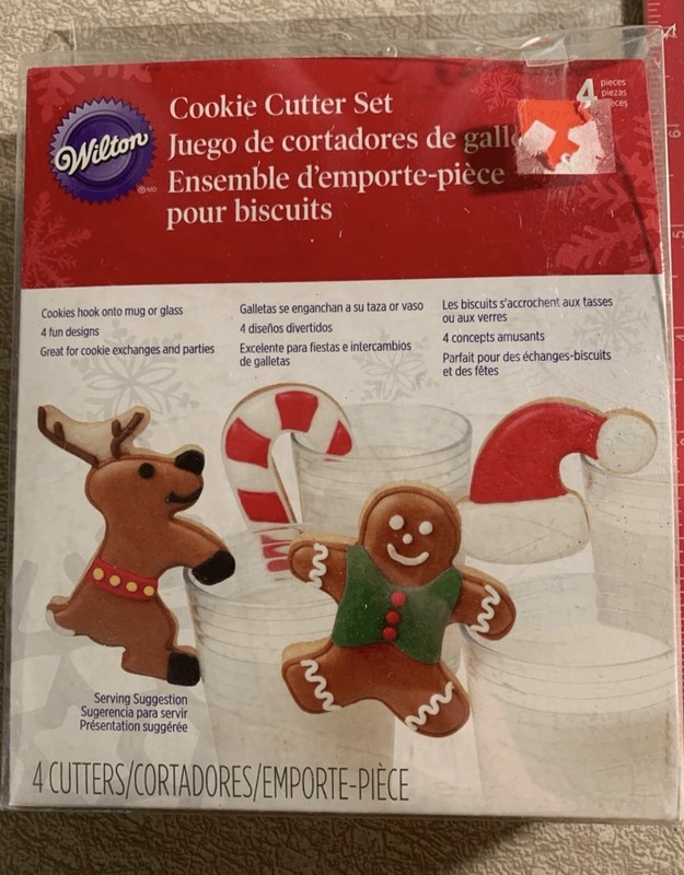 WILTON Cookie Cutters-NEW in Package Metal Christmas 4 Designs gallery