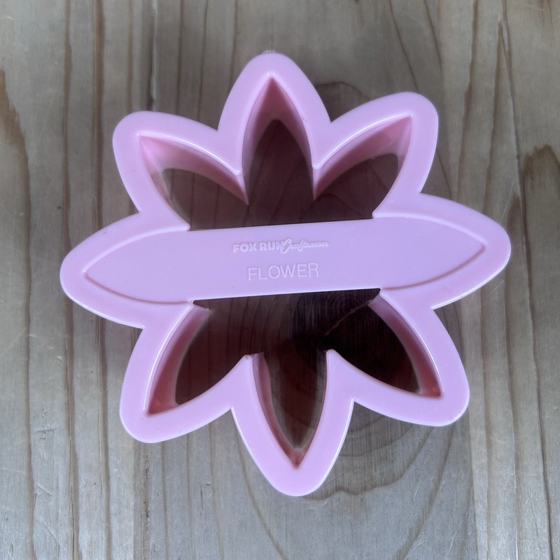 Fox Run Craftsmen Cookie Cutter Lot Of 2 Flower Butterfly Plastic 4x3” gallery