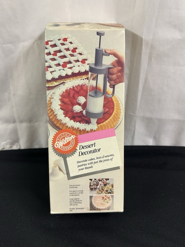 Wilton Dessert Decorator, decorate cakes, pastries, pies, w/press of your thumb!