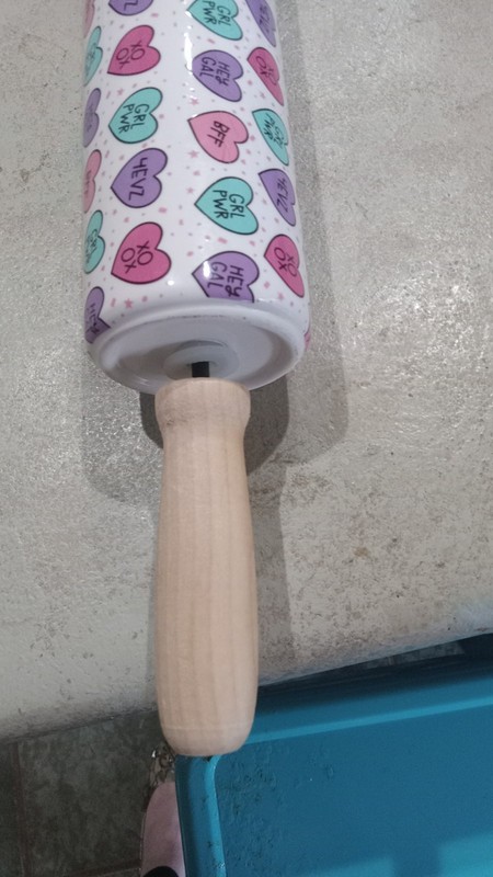 Bullseye Valentine’s Day Rolling Pin Candy Heart Ceramic Wood Target 2012 New gallery