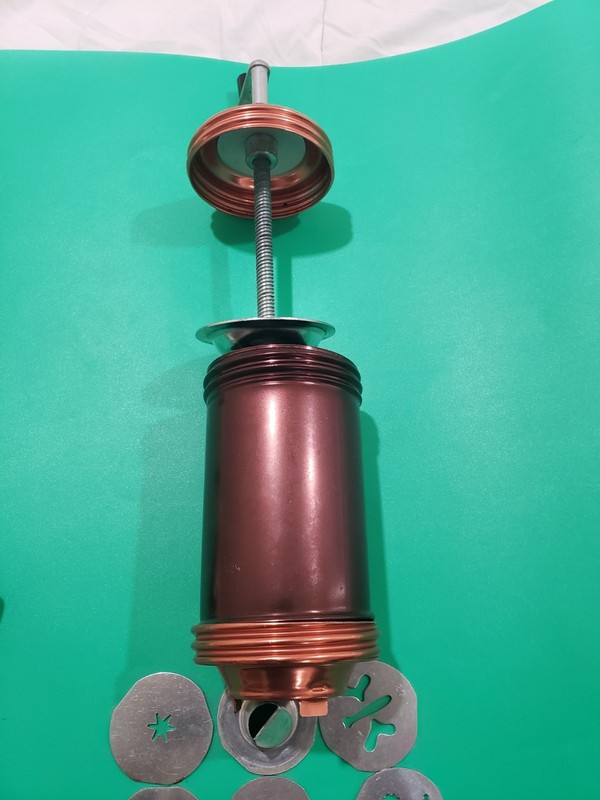 Vintage MIRRO Copper tone – Cookie Press Aluminum Copper – Please read