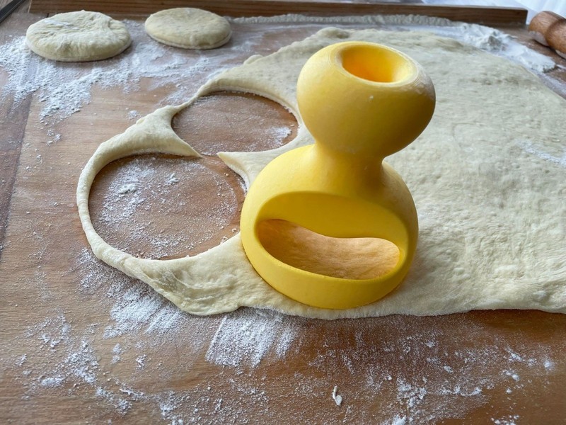 Large Round Plastic Cookie Cutter w/ Handle Yellow Solid Plain 1pc gallery