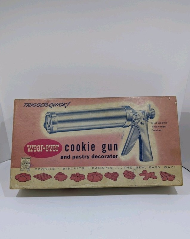 vtg WearEver Trigger-Quick Cookie Press Set, Aluminum & Plastic, 13 Pieces