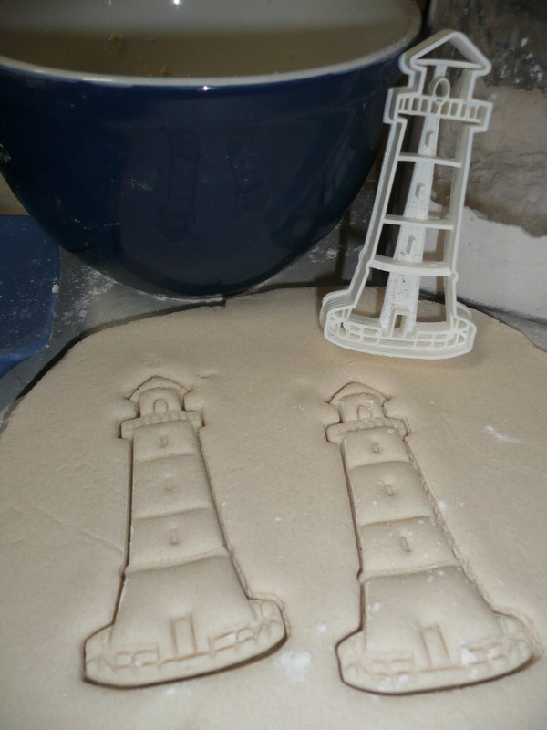 LIGHTHOUSE LIGHT HOUSE TOWER BUILDING STRUCTURE BEACON COOKIE CUTTER USA PR2602 gallery
