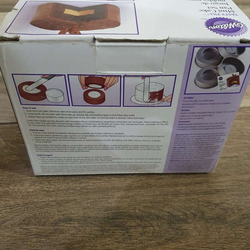 Wilton Tasty-Fill Mini Cake Pan Set #2105-155 BNOS, 4 Mini Cake pans BRAND NEW gallery