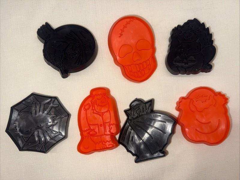 Vintage Halloween Cookie Cutters Stampers Set of 7 New Old Stock