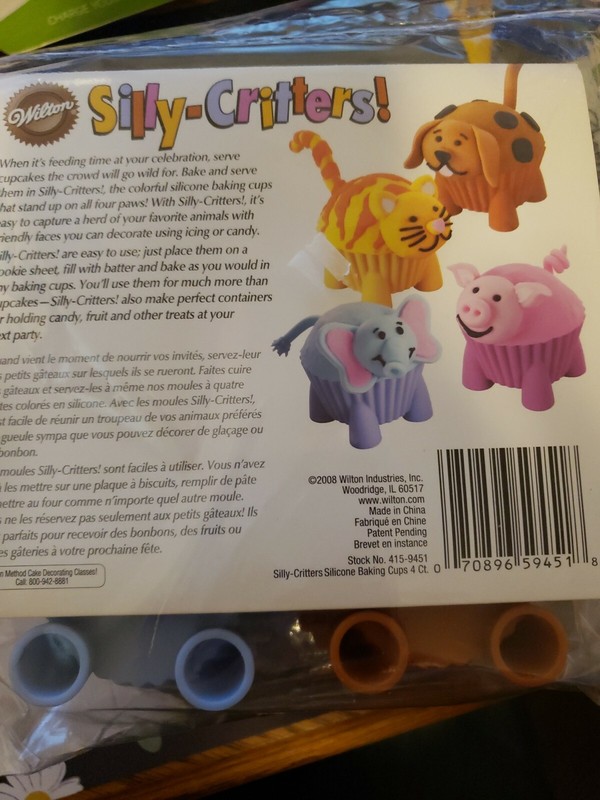 NEW - Wilton Silly Critters 4 Silicone Baking Cups 2008 Cupcake Muffin Liner