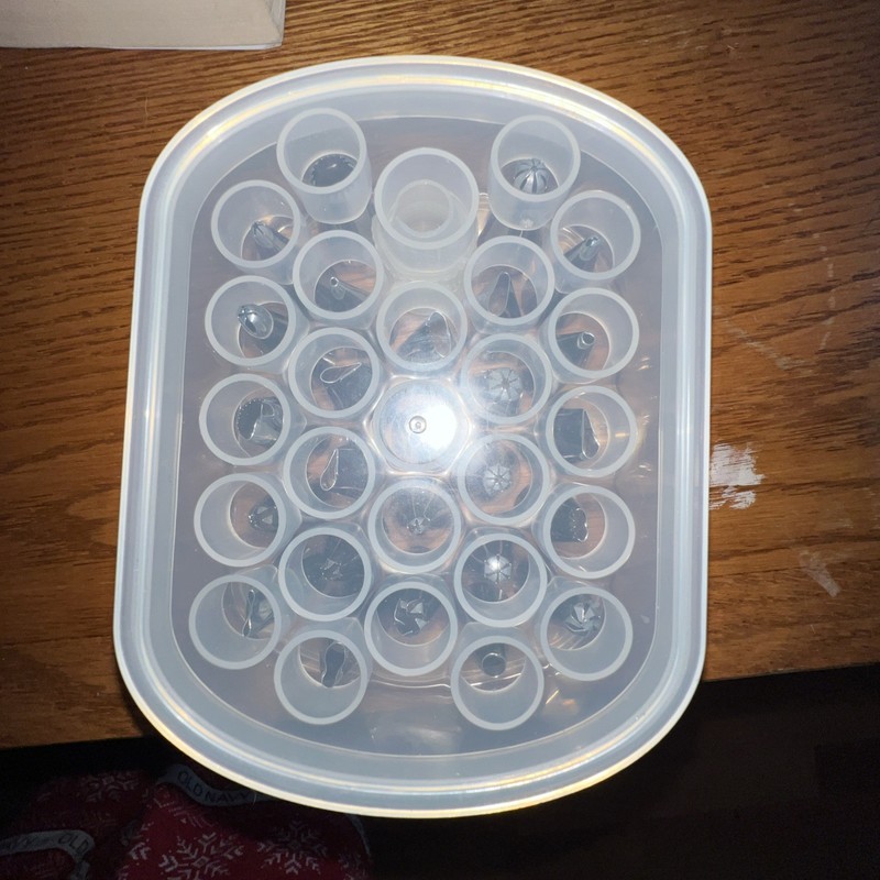 Nordic Ware International Decorating Tip Set gallery