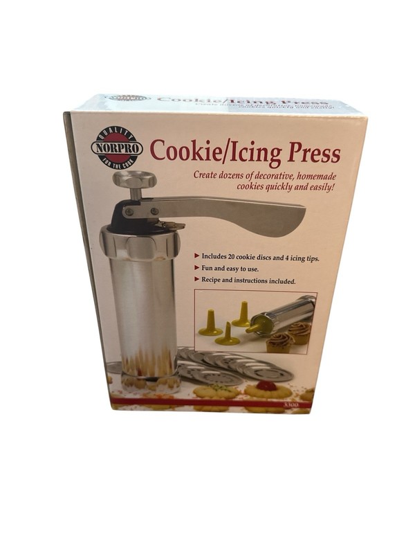Norpro Cookie/Icing press 3300 (4) Icing tips (19) cookie discs Open Box New