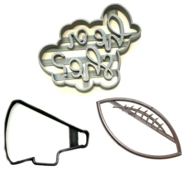 QUARTERBACK OR CHEER CAPTAIN GENDER REVEAL HE OR SHE COOKIE CUTTER USA PR1259