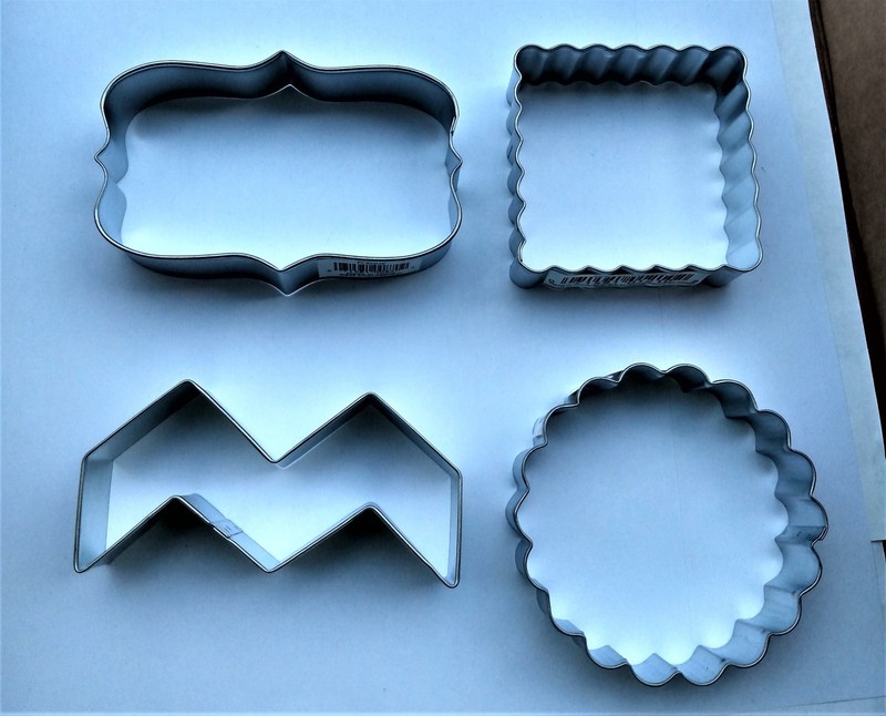 Signs Shapes Cookie Cutter Message 4 pc Chevron, Fluted Round Square Retangle