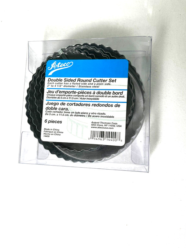 New In Box Ateco Round Cutter Set. 6-Piece Double Sided.