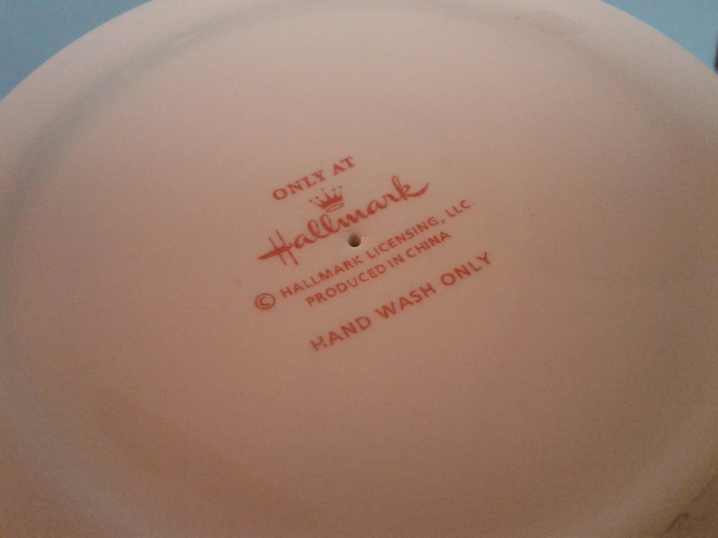 Hallmark Cake Stand Snowflake Holiday Christmas Pedestal White Embossed NIB gallery