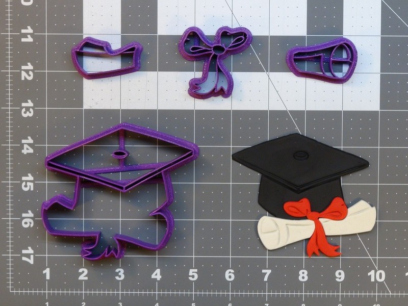 Graduation 266-B384 Cookie Cutter Set