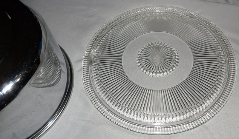 Vintage Everedy KAKE-SAVER Chrome Dome Cover 11"x5" with GLASS Cake Plate 12.5" gallery
