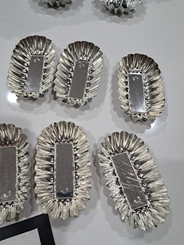 RARE~ Vintage ~Sveico Pastry Tartlets~ Made In Sweden ~Set Of 36 gallery