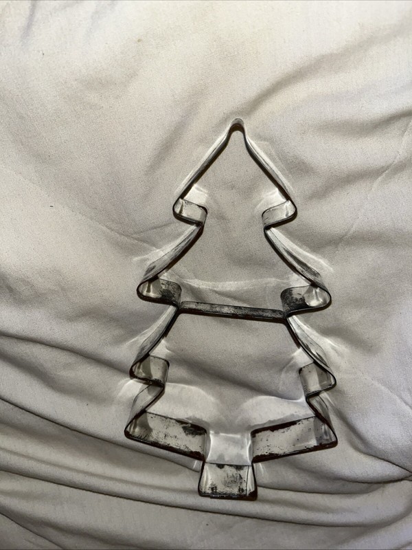 VTG 1984 Fox Run Metal TREE Cookie Cutter Holiday Large 7.5 Inches Christmas USA gallery