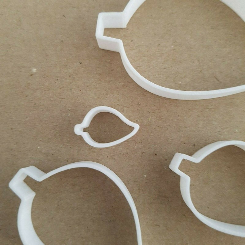 Leaf Autumn Tree Foliage Shape Mini Fondant Cutter Small Sugarcraft Icing Tiny gallery