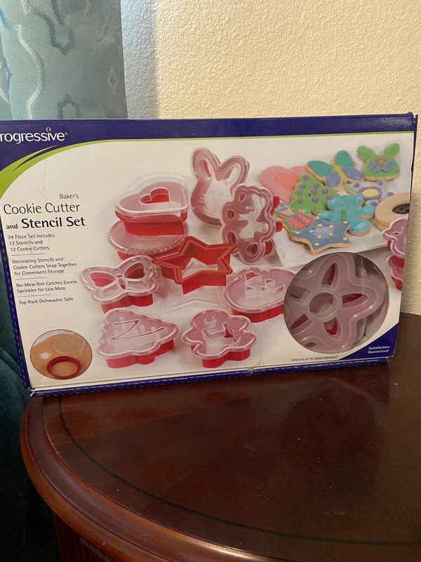 24 Piece Progressive Baker’s Holiday Cookie Cutter with 12 Stencil Set. NEW