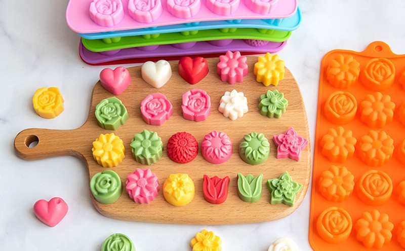 6 Pack Flower Shape Chocolate Candy Molds Silicone, Food-Grade Non-Stick gallery