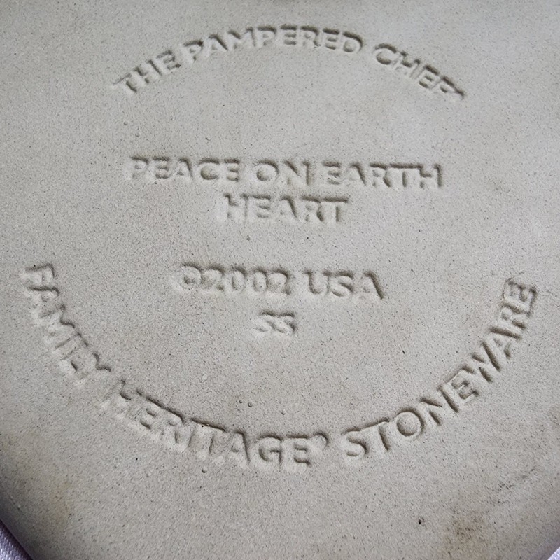 VTG Pampered Chef Peace on Earth Heart Cookie Mold Family Heritage Stoneware USA gallery