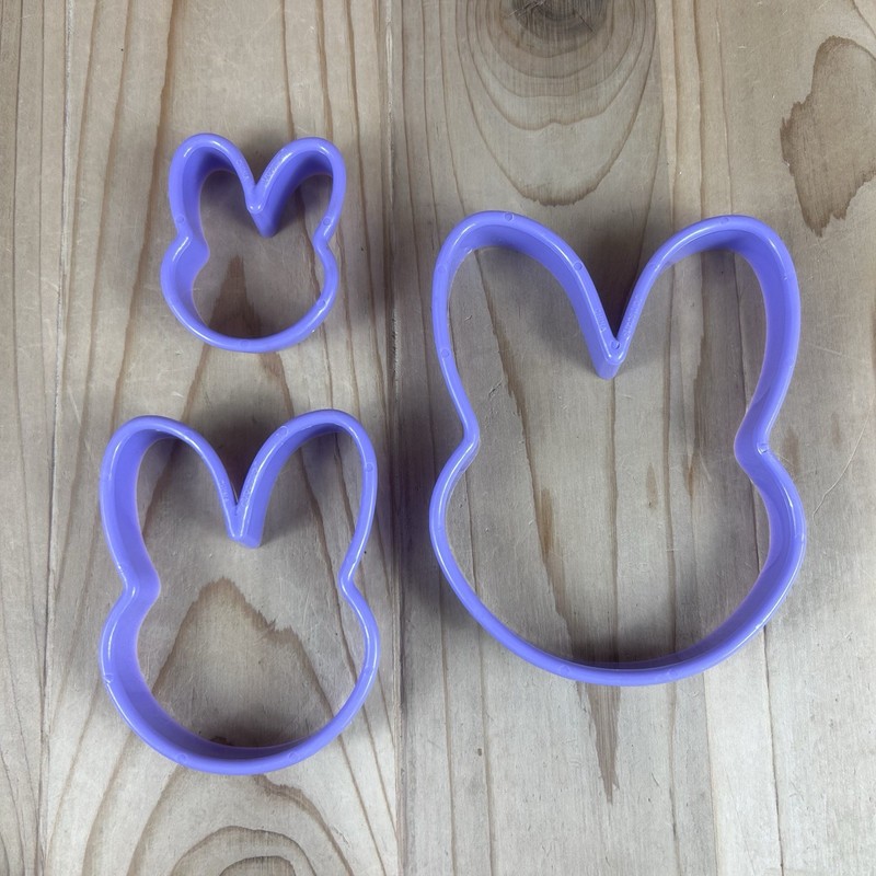Bunny Rabbit Cookie Cutter Set Of 3 Plastic 2.5-5” Amscan