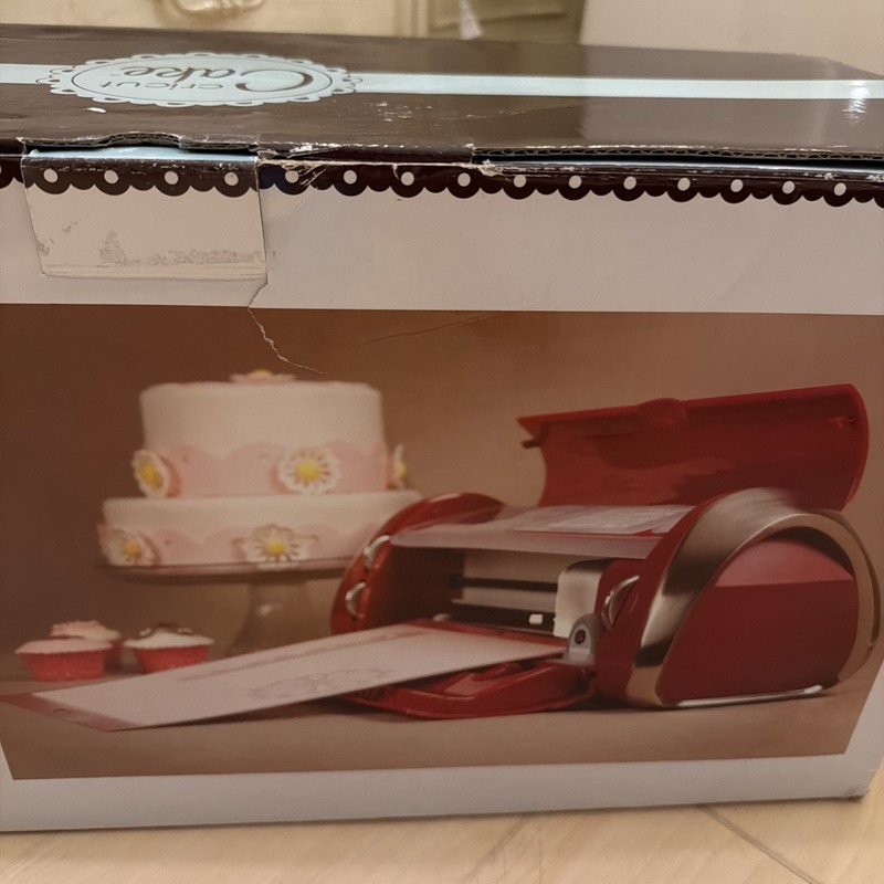 NIB Cricut Cake Personal Electronic Cutting Machine Food Safe Cutting Mat CCA001 gallery